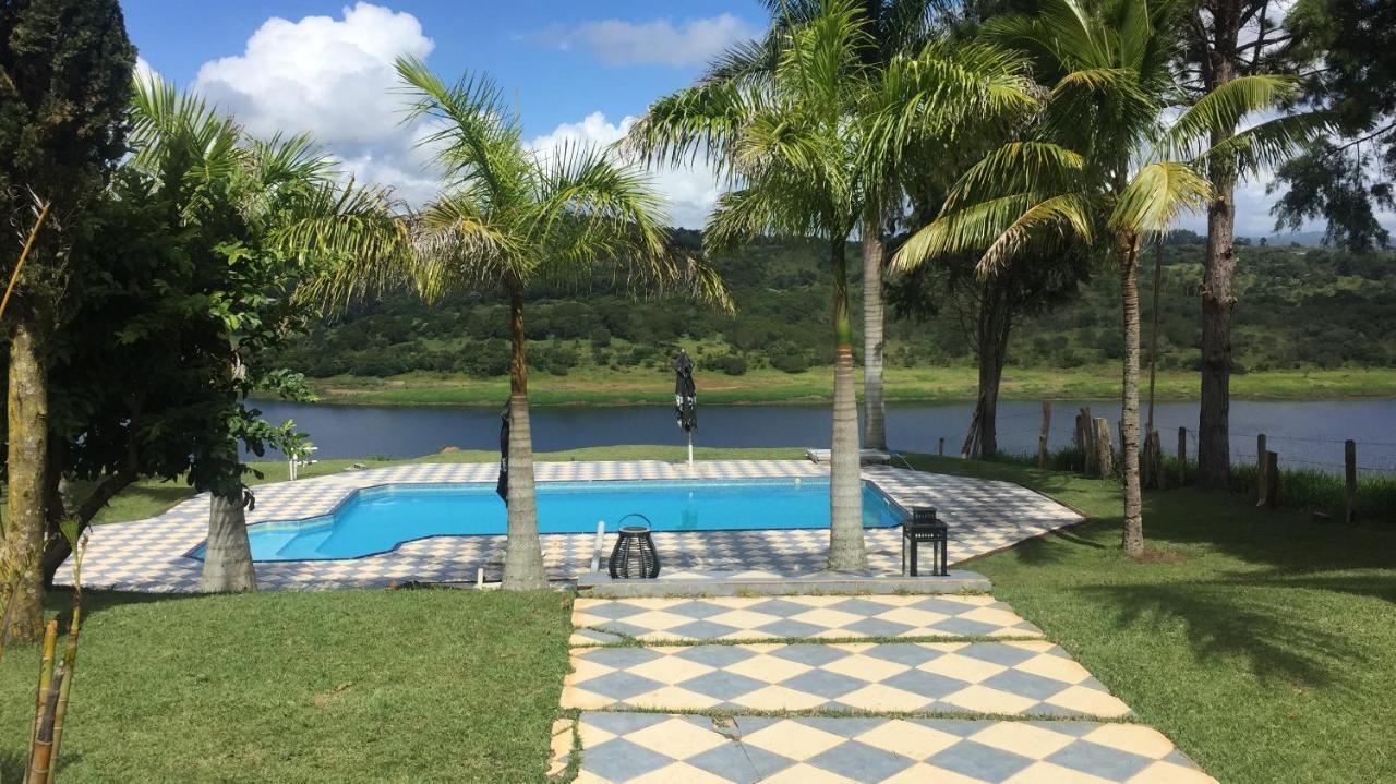 Villa Sítio frente à Barragem Salesópolis Exterior foto